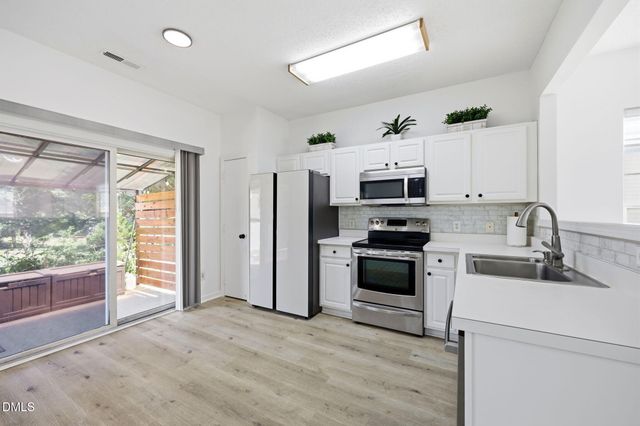 105 N Honey Springs, Fuquay Varina, NC 27526