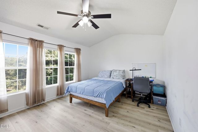 105 N Honey Springs, Fuquay Varina, NC 27526