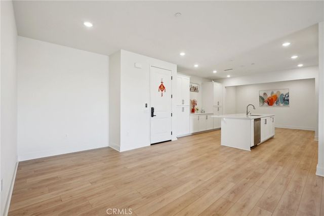 16123 Dawn Way 303, Tustin, CA 92872