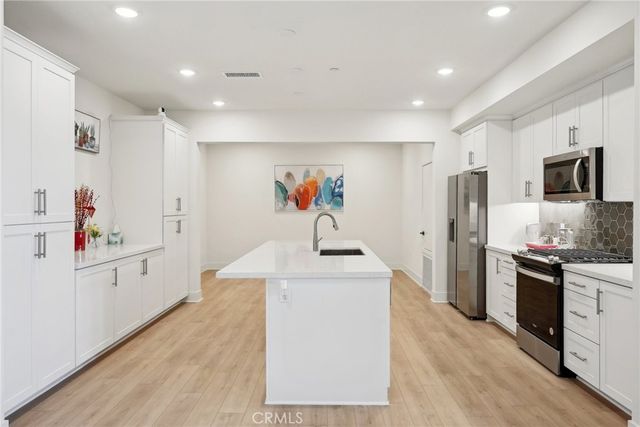 16123 Dawn Way 303, Tustin, CA 92872