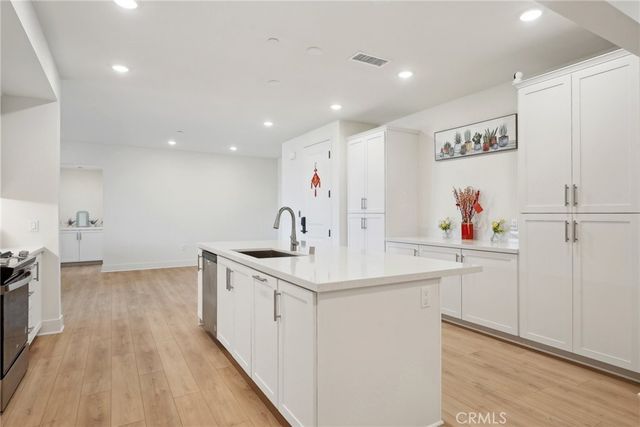 16123 Dawn Way 303, Tustin, CA 92872