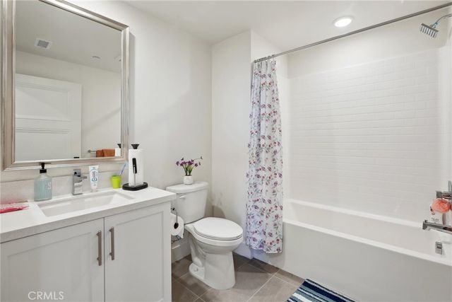 16123 Dawn Way 303, Tustin, CA 92872
