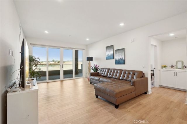 16123 Dawn Way 303, Tustin, CA 92872