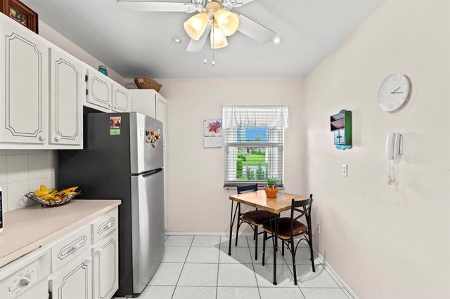 5775 W Fernley Dr Drive W 134, West Palm Beach, FL 33415