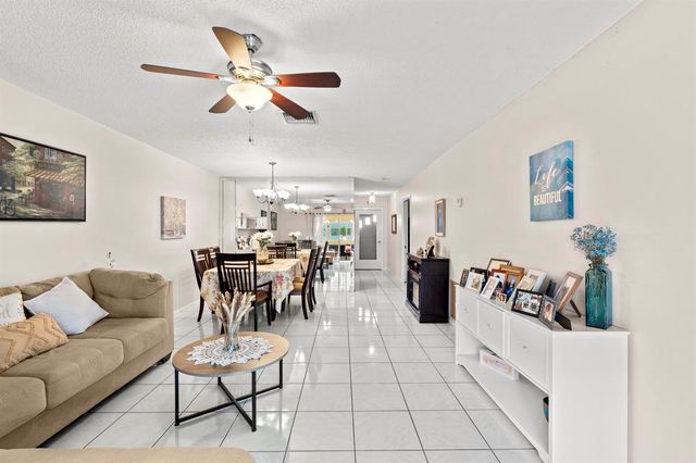 5775 W Fernley Dr Drive W 134, West Palm Beach, FL 33415