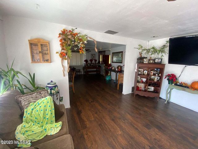 814 N Perkins Avenue, Nogales, AZ 85621
