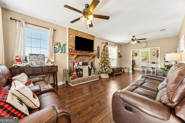 201 Colonial Way, Folkston, GA 31537