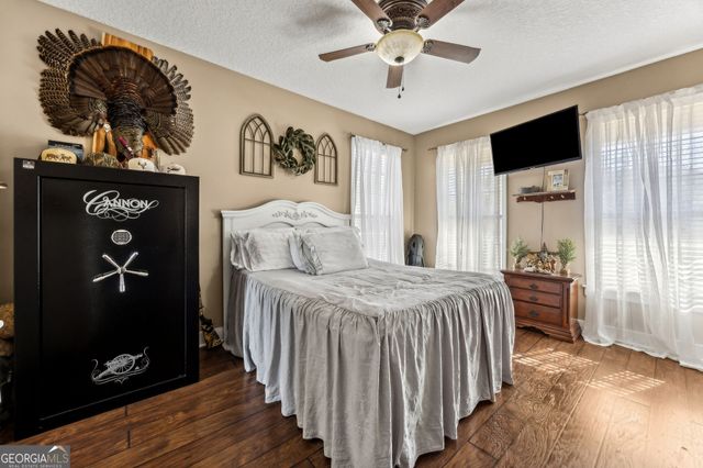 201 Colonial Way, Folkston, GA 31537