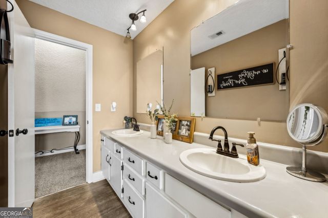 201 Colonial Way, Folkston, GA 31537