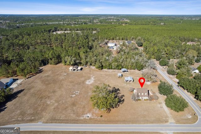 201 Colonial Way, Folkston, GA 31537