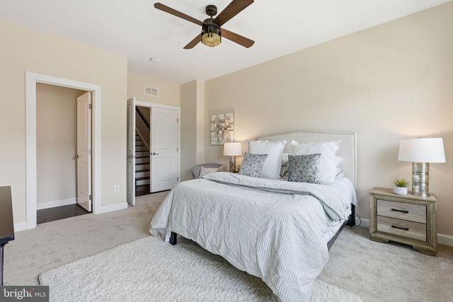 3164 VIRGINIA BLUEBELL CT, Fairfax, VA 22031