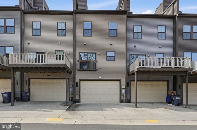 3164 VIRGINIA BLUEBELL CT, Fairfax, VA 22031