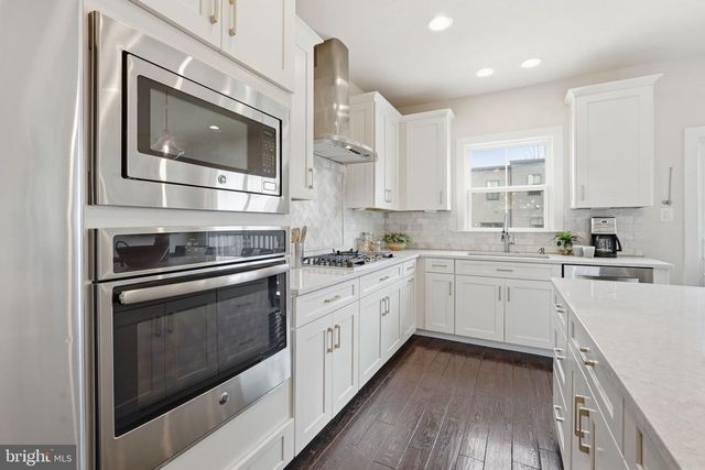 3164 VIRGINIA BLUEBELL CT, Fairfax, VA 22031