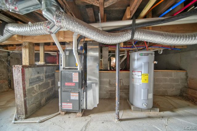 842 Burr Street, Adrian, MI 49221