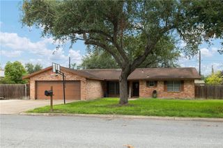 106 W 20th Street, Weslaco, TX 78596