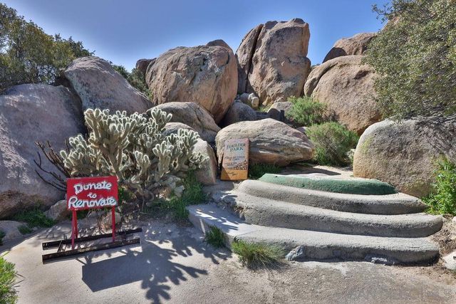 Desert View Tower & 3 Homes, Jacumba, CA 91934