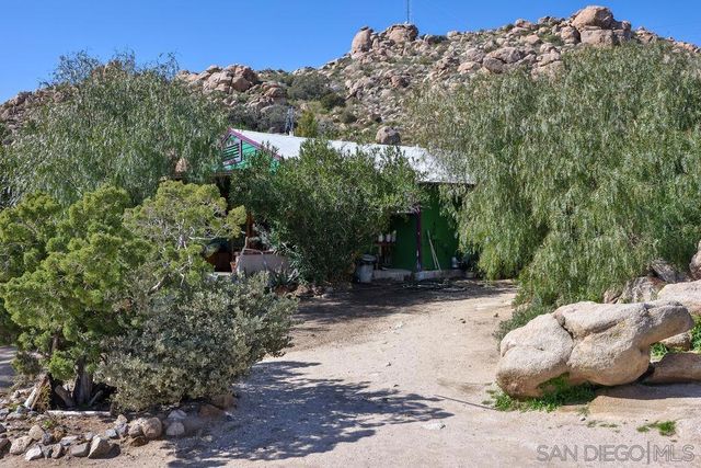 Desert View Tower & 3 Homes, Jacumba, CA 91934