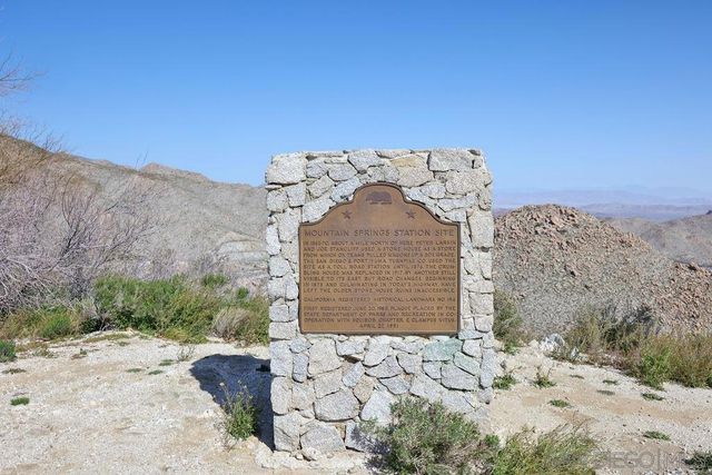 Desert View Tower & 3 Homes, Jacumba, CA 91934