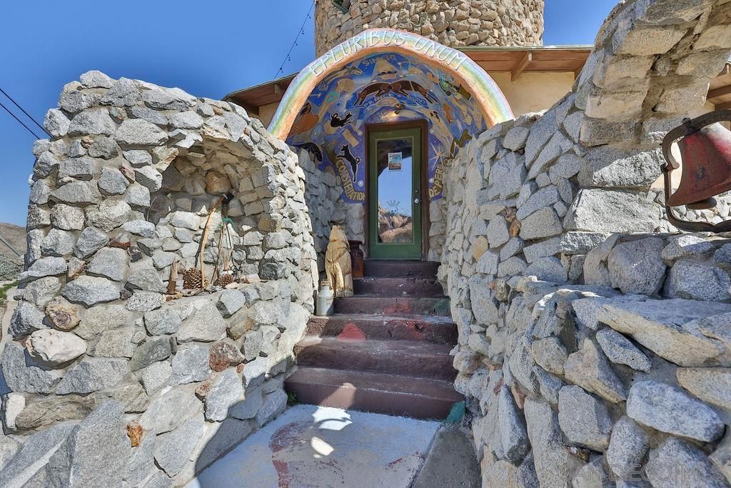 Desert View Tower & 3 Homes, Jacumba, CA 91934