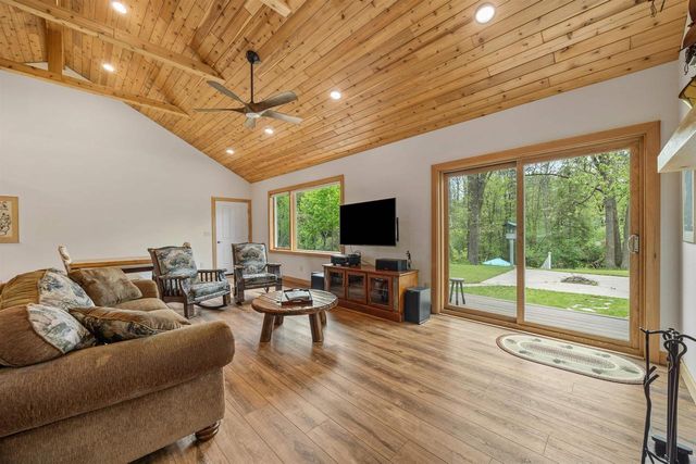 E1829 RURAL ROAD, Waupaca, WI 54981
