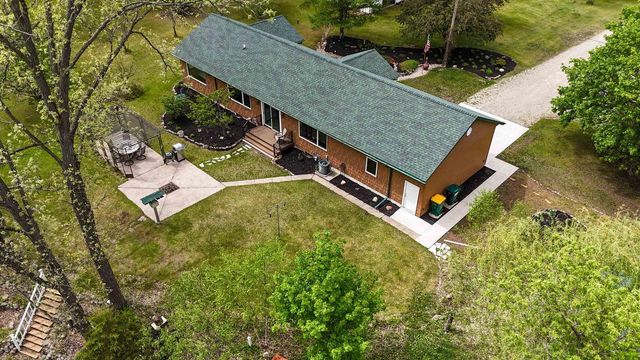 E1829 RURAL ROAD, Waupaca, WI 54981