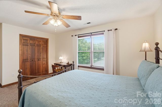 804 Mcgregor Drive NE, Concord, NC 28025