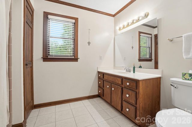 804 Mcgregor Drive NE, Concord, NC 28025