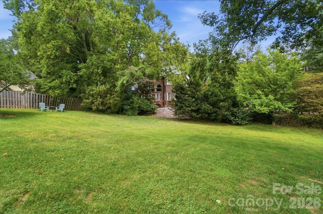 804 Mcgregor Drive NE, Concord, NC 28025