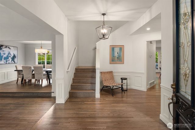 10330 NE 151st Place, Bothell, WA 98011