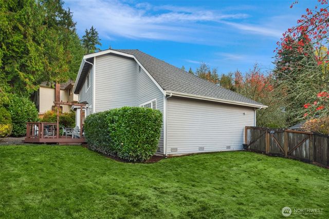 10330 NE 151st Place, Bothell, WA 98011