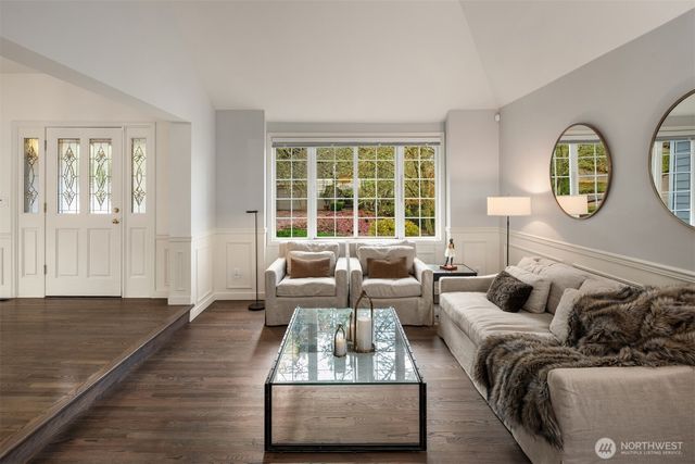 10330 NE 151st Place, Bothell, WA 98011