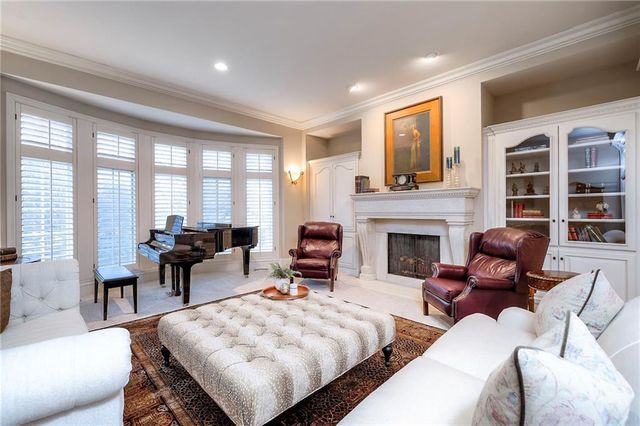 10804 W 141st Street, Overland Park, KS 66221