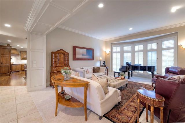 10804 W 141st Street, Overland Park, KS 66221