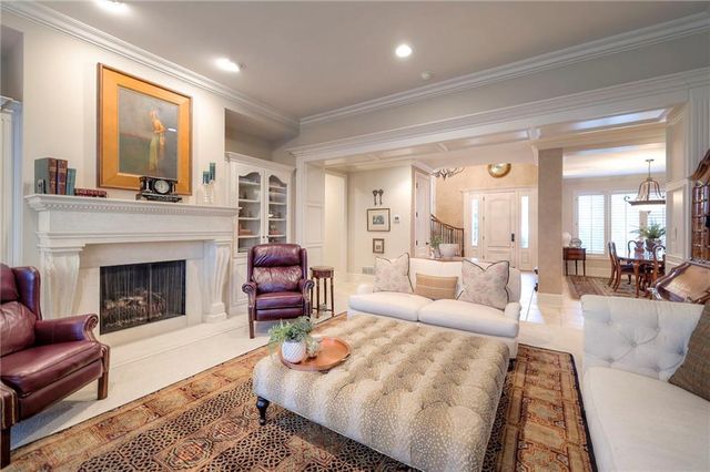 10804 W 141st Street, Overland Park, KS 66221