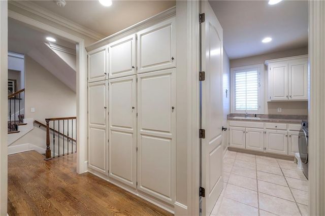 10804 W 141st Street, Overland Park, KS 66221