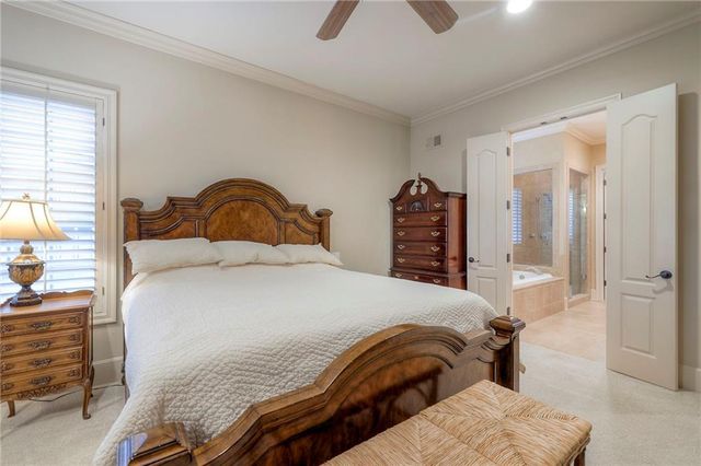 10804 W 141st Street, Overland Park, KS 66221