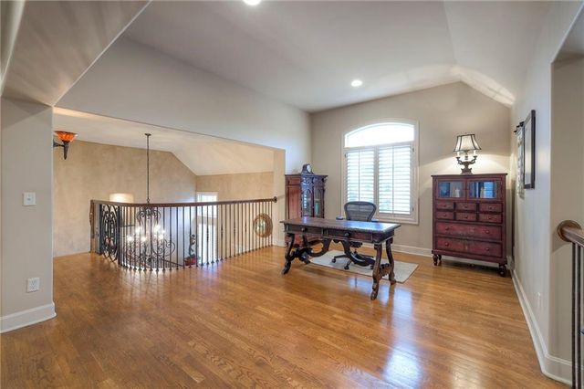 10804 W 141st Street, Overland Park, KS 66221