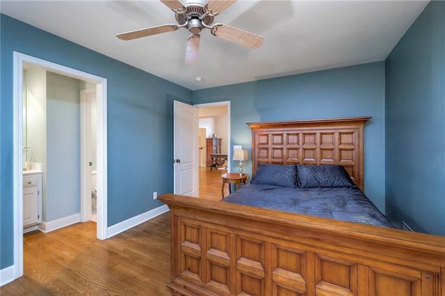 10804 W 141st Street, Overland Park, KS 66221