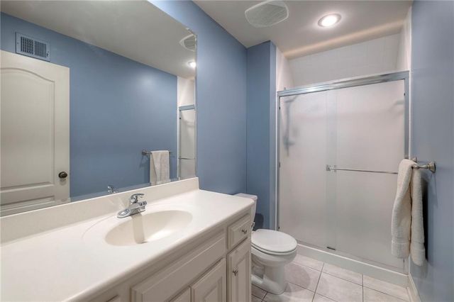 10804 W 141st Street, Overland Park, KS 66221