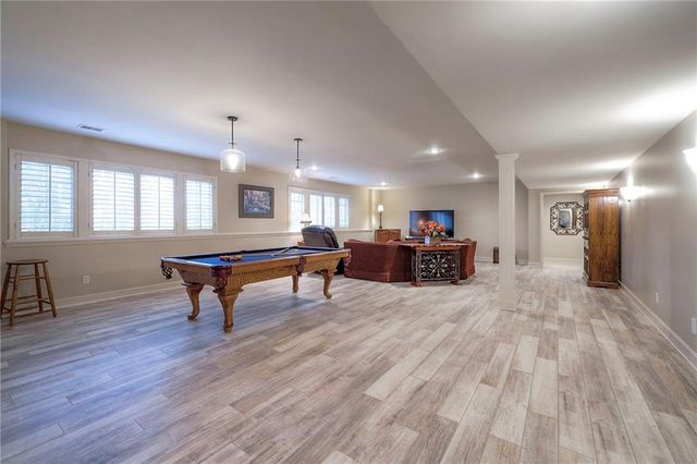 10804 W 141st Street, Overland Park, KS 66221