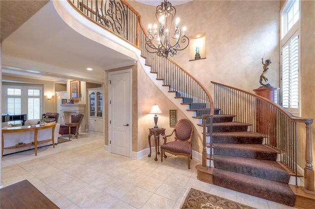 10804 W 141st Street, Overland Park, KS 66221