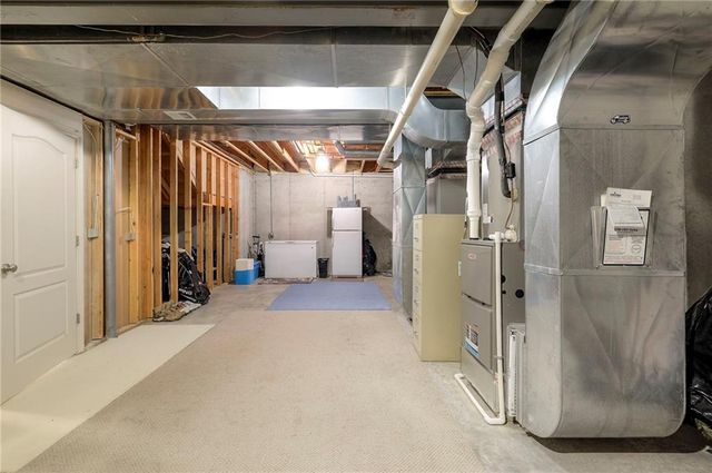 10804 W 141st Street, Overland Park, KS 66221