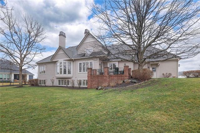 10804 W 141st Street, Overland Park, KS 66221