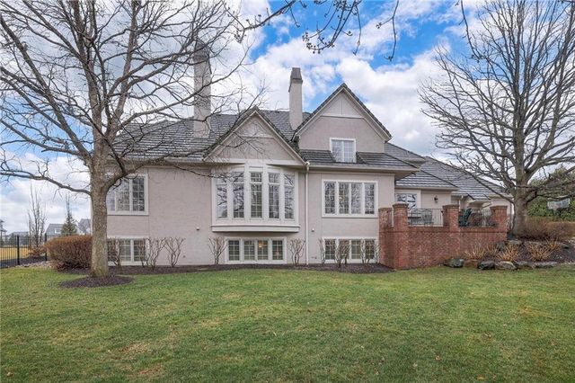 10804 W 141st Street, Overland Park, KS 66221