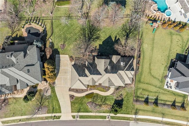 10804 W 141st Street, Overland Park, KS 66221