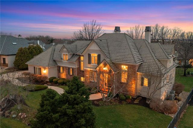 10804 W 141st Street, Overland Park, KS 66221