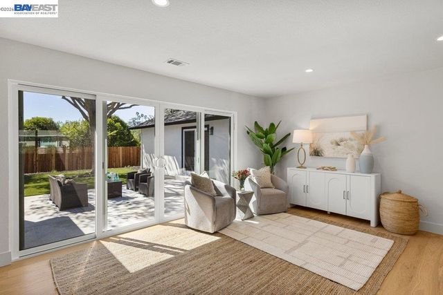 3161 Plymouth Road, Lafayette, CA 94549