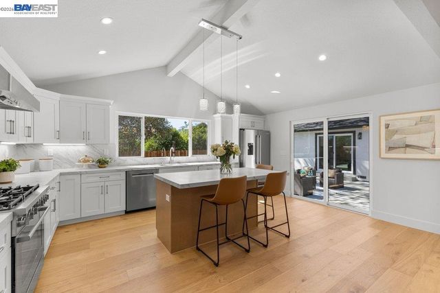 3161 Plymouth Road, Lafayette, CA 94549