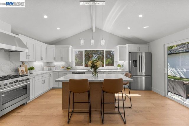 3161 Plymouth Road, Lafayette, CA 94549