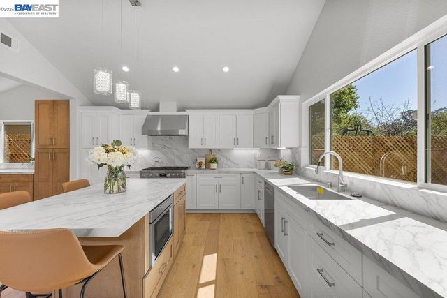 3161 Plymouth Road, Lafayette, CA 94549